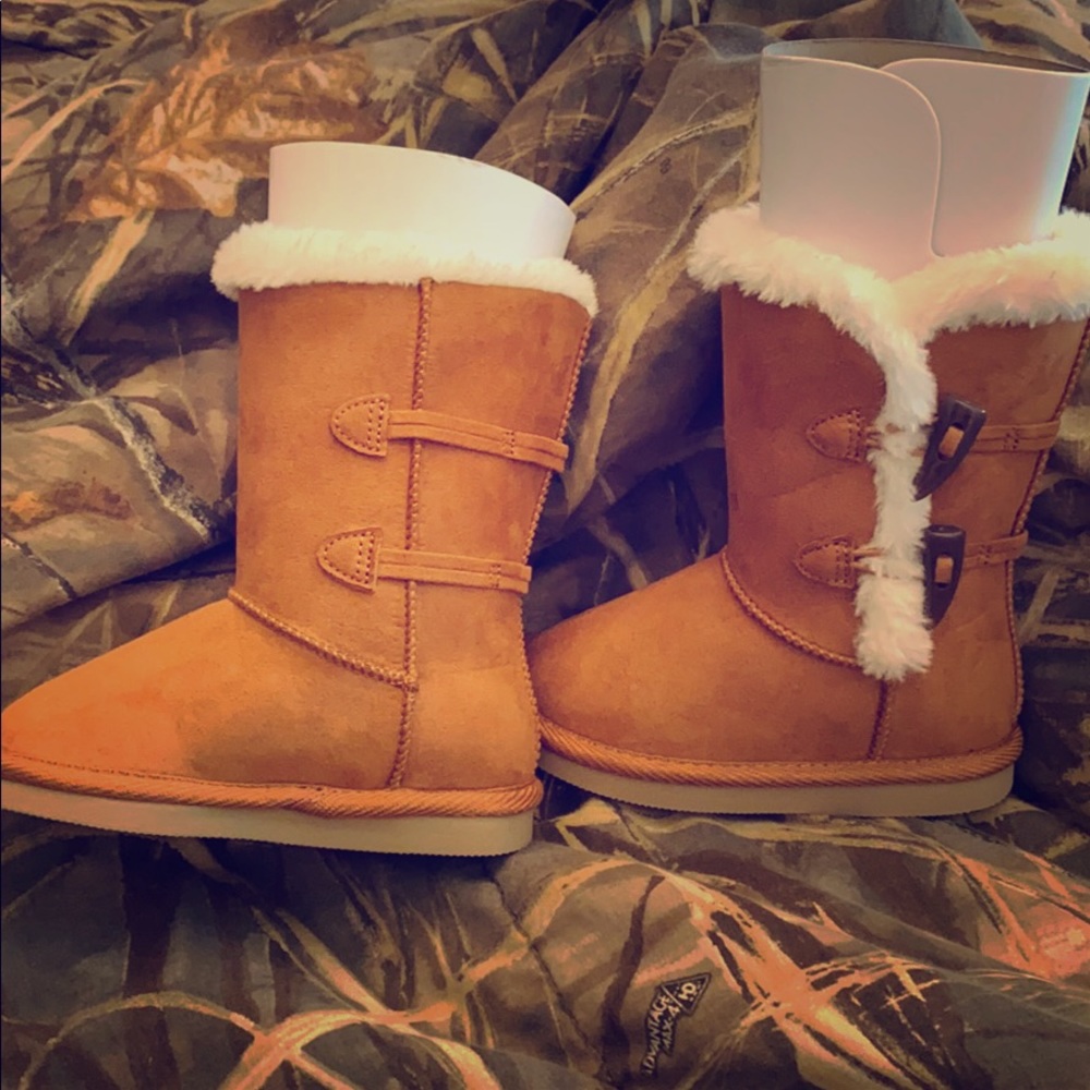 Toddler old navy uggs